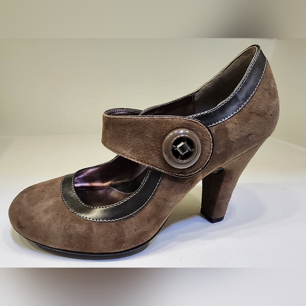 Sofft Eurosoft Bethanie Suede Taupe Grey Slip On Mary Jane - Size 7